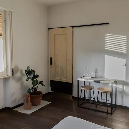 Saoo Guest house *